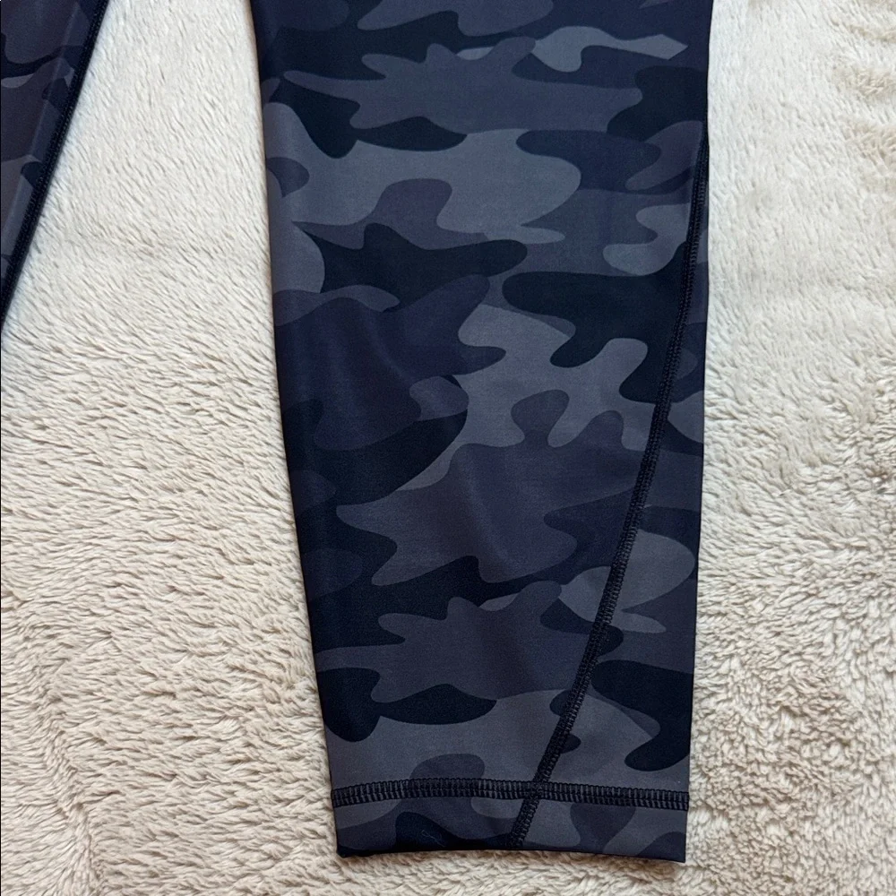 NWT Lole Women's Grey Camouflage Leggings XL Black Grey - Picture 11 of 12